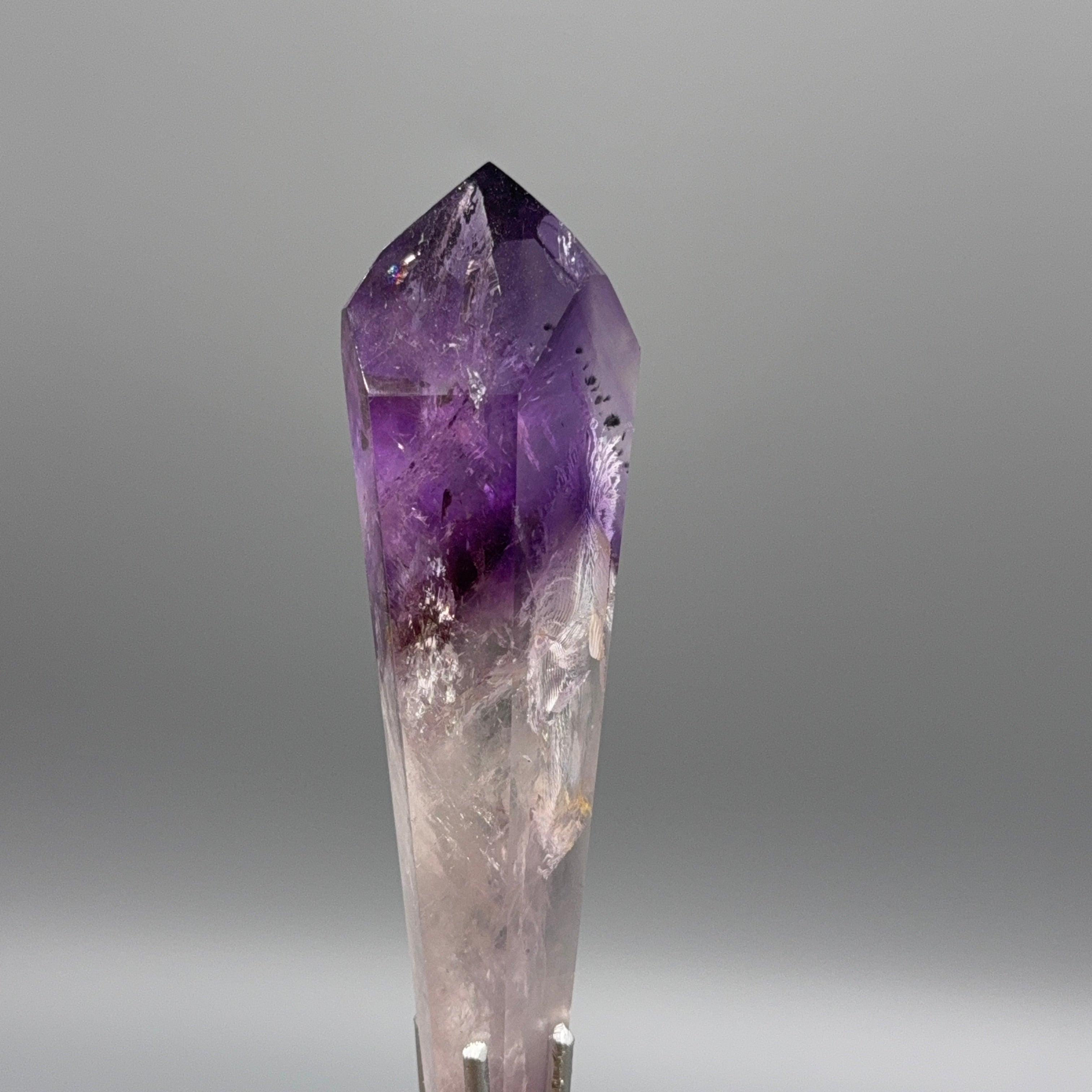 Phantom Amethyst auf Ständer – Silber