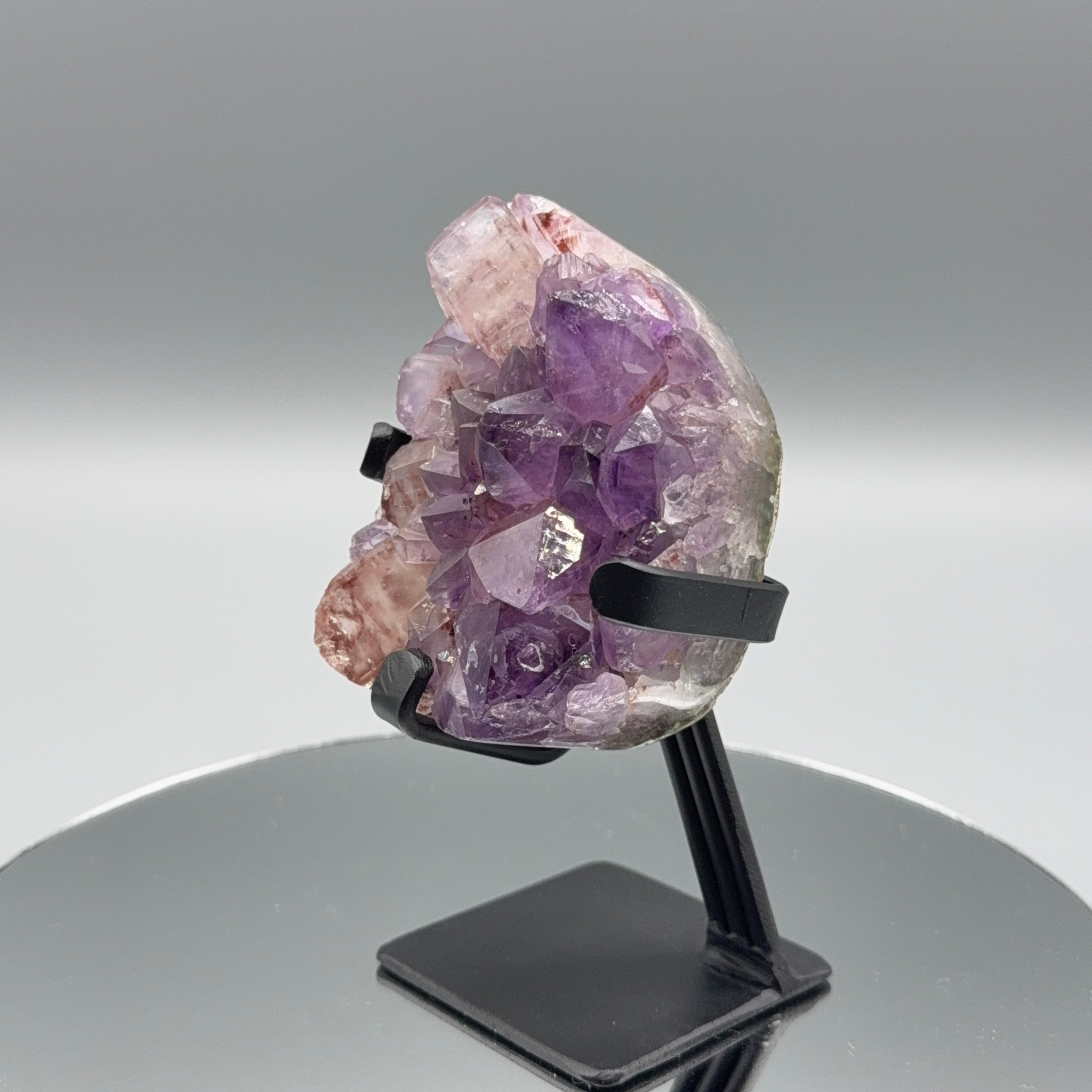 Amethyst auf Ständer