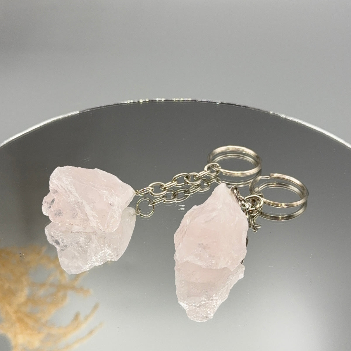 Schlüsselanhänger Rosenquarz Rohstein