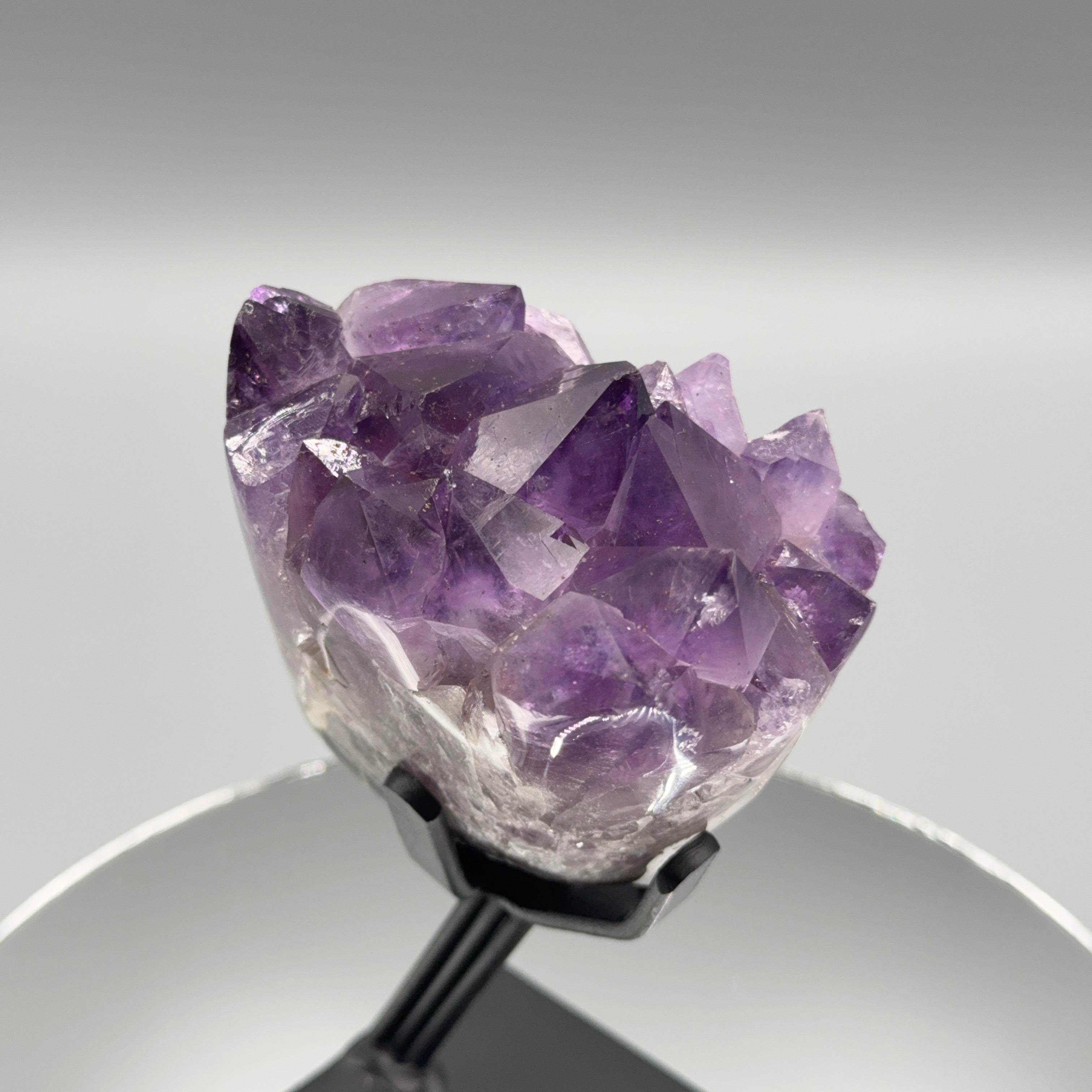Amethyst auf Ständer