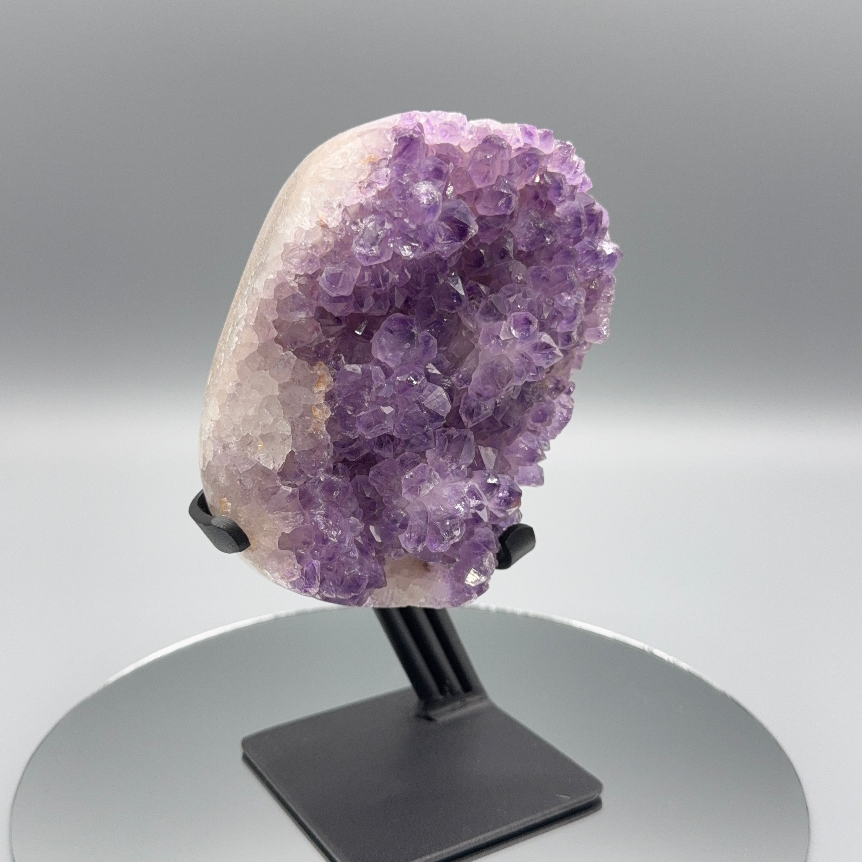 Amethyst auf Ständer