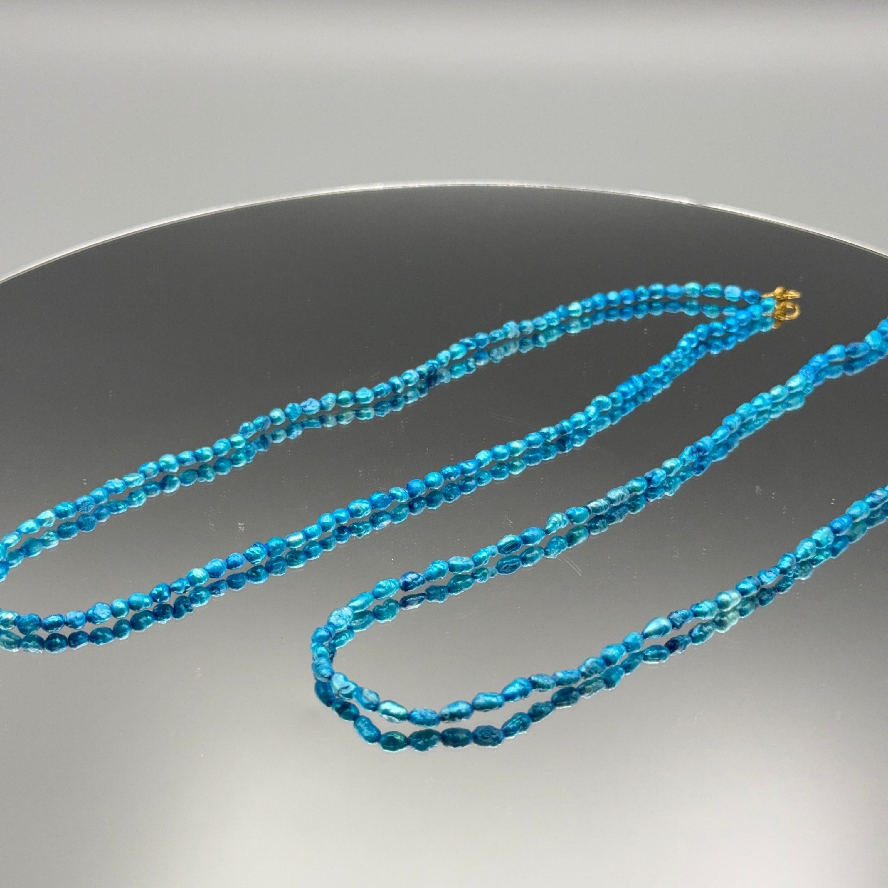 Süßwasserperlenkette Blau
