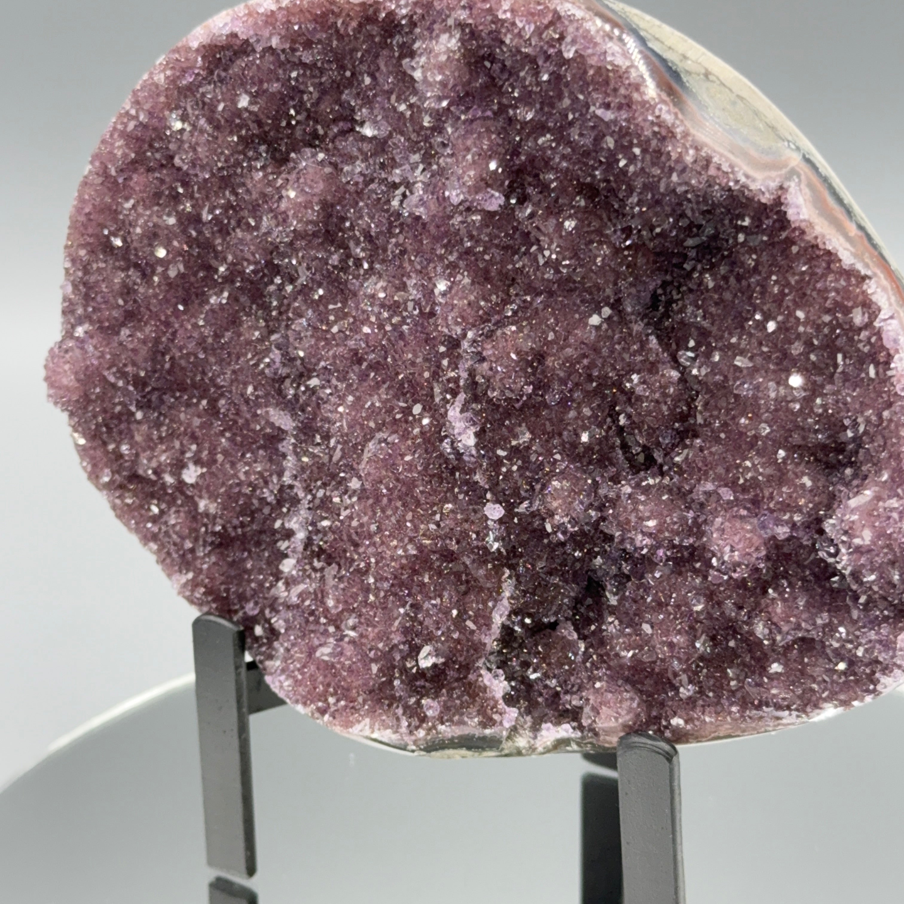 Amethyst auf Ständer