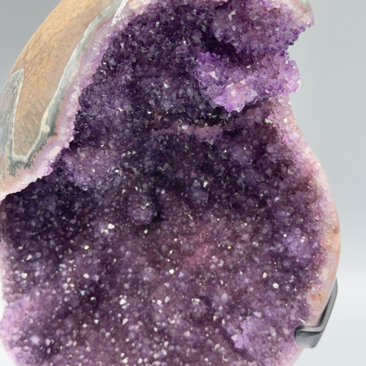 Amethyst auf Ständer