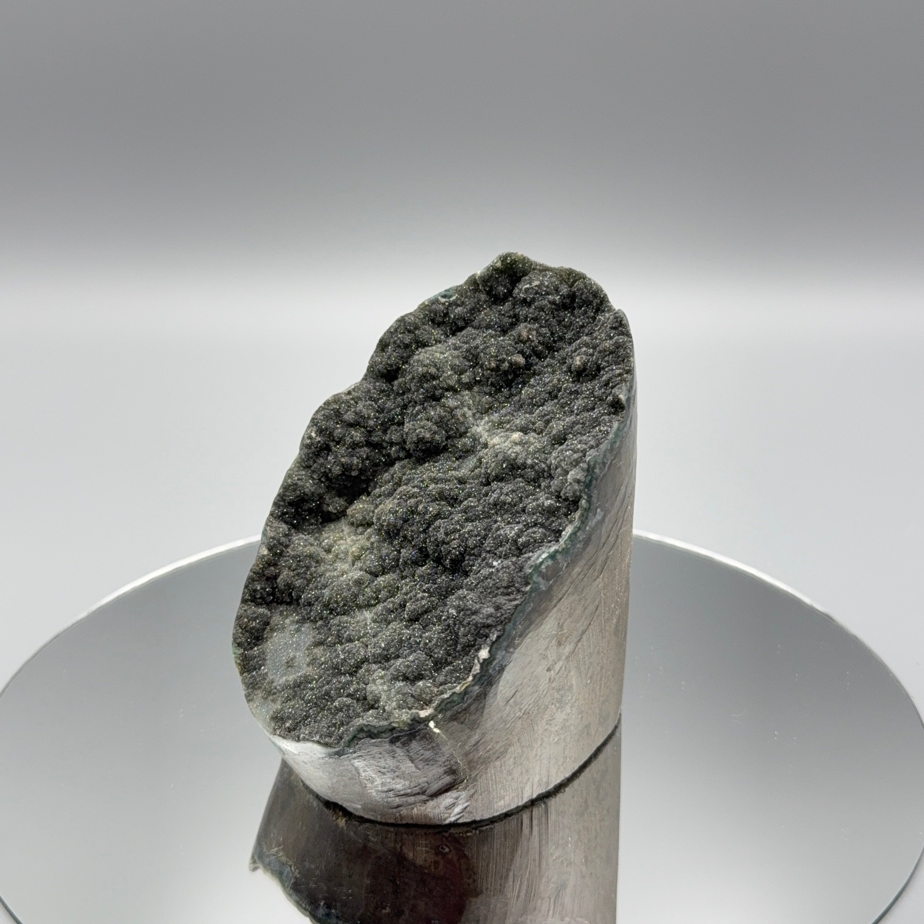 Schwarzer Amethyst Cut Base