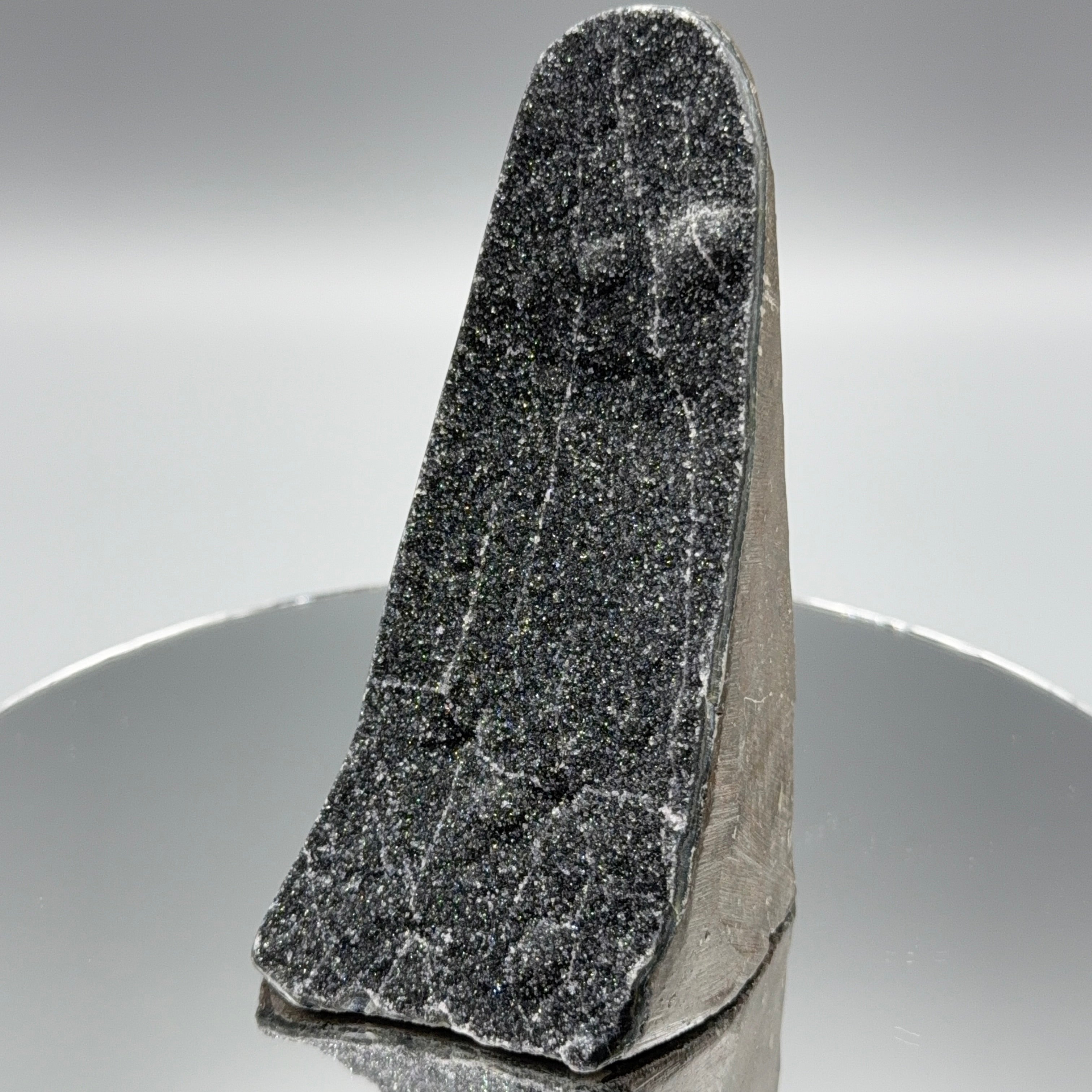 Schwarzer Amethyst Cut Base
