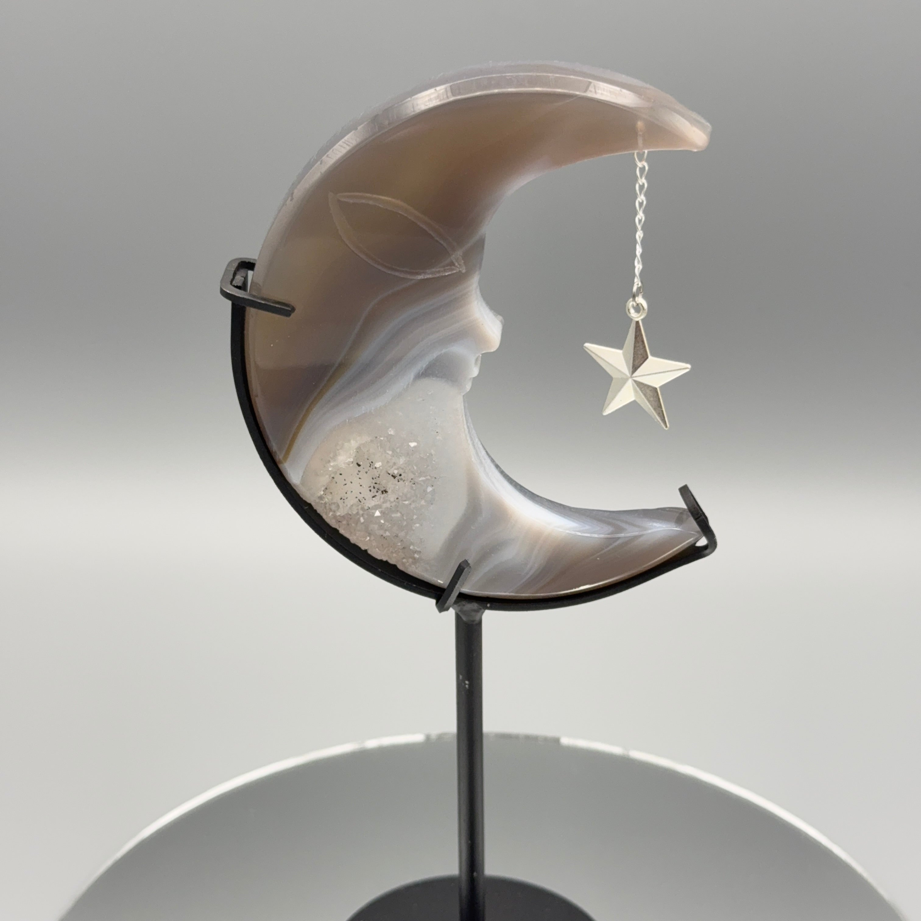 Achat Mond auf Ständer