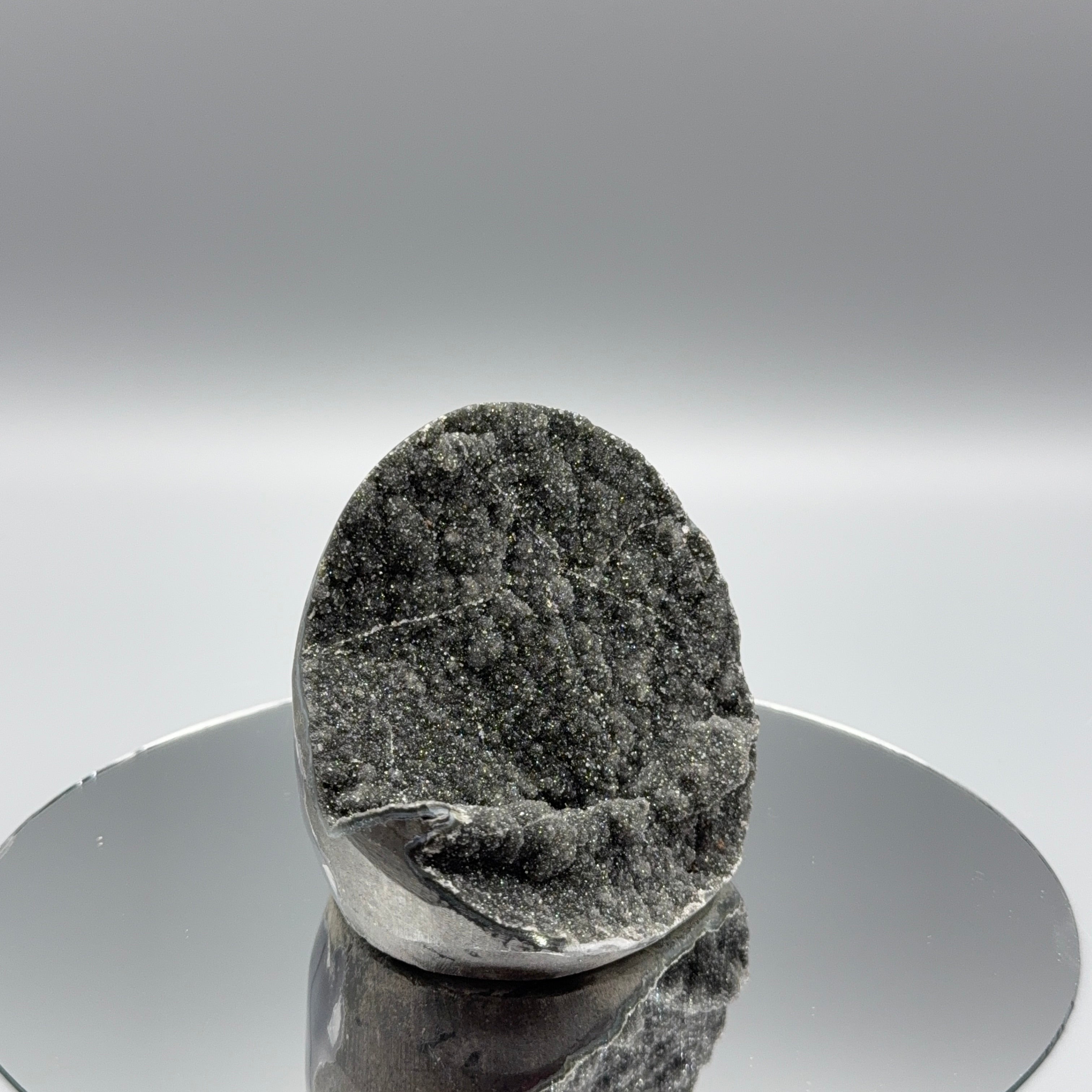 Schwarzer Amethyst Cut Base