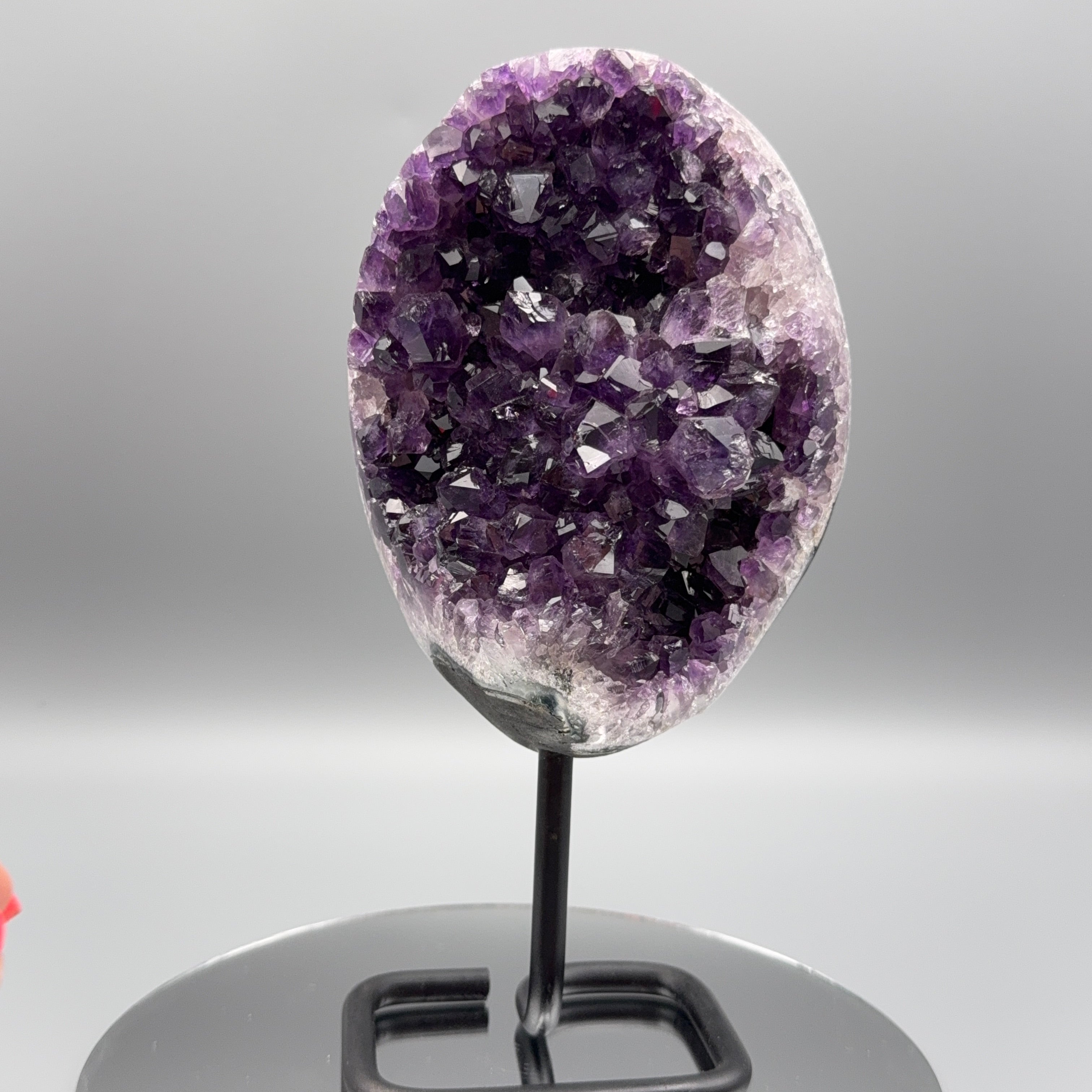 Amethyst auf Ständer
