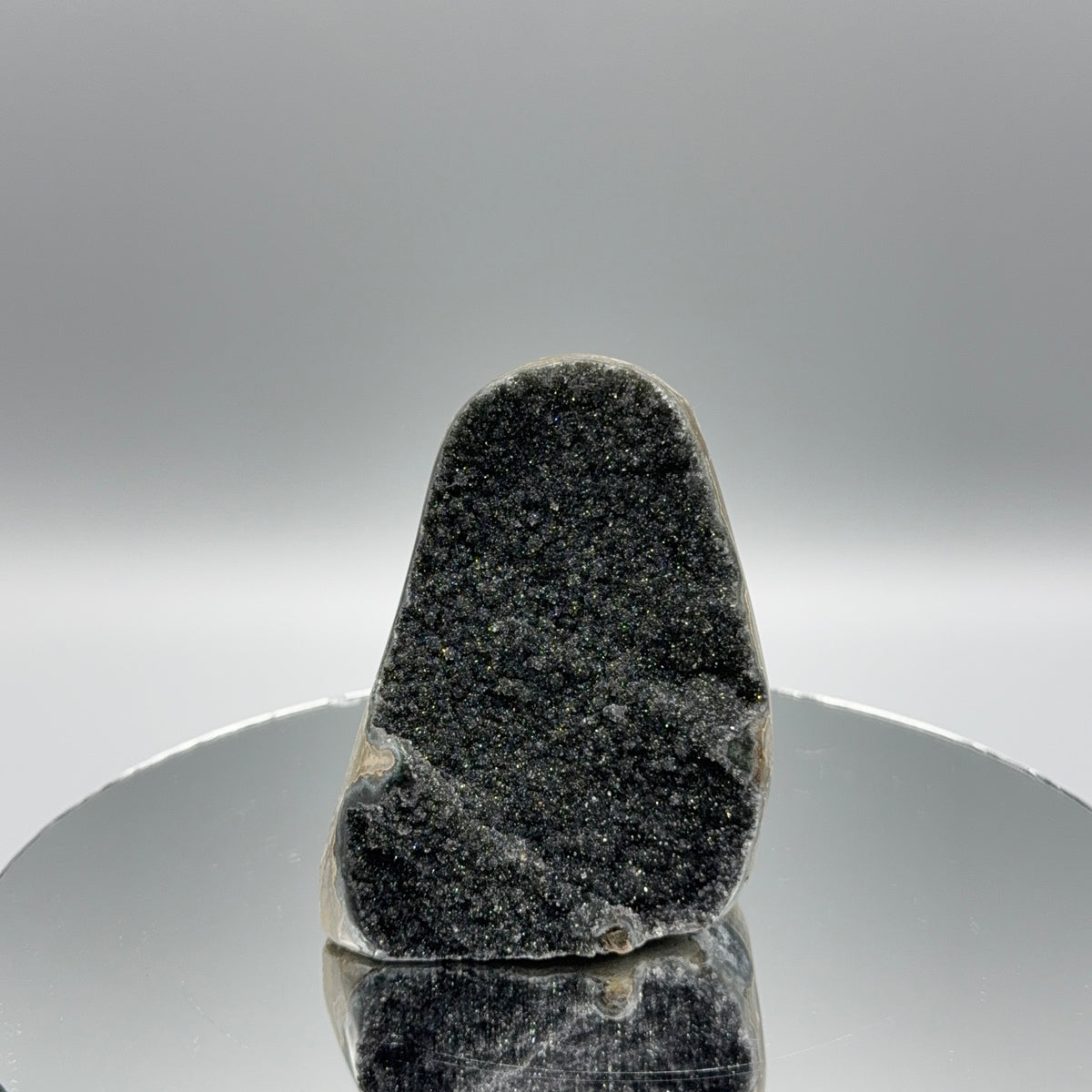 Schwarzer Amethyst Cut Base