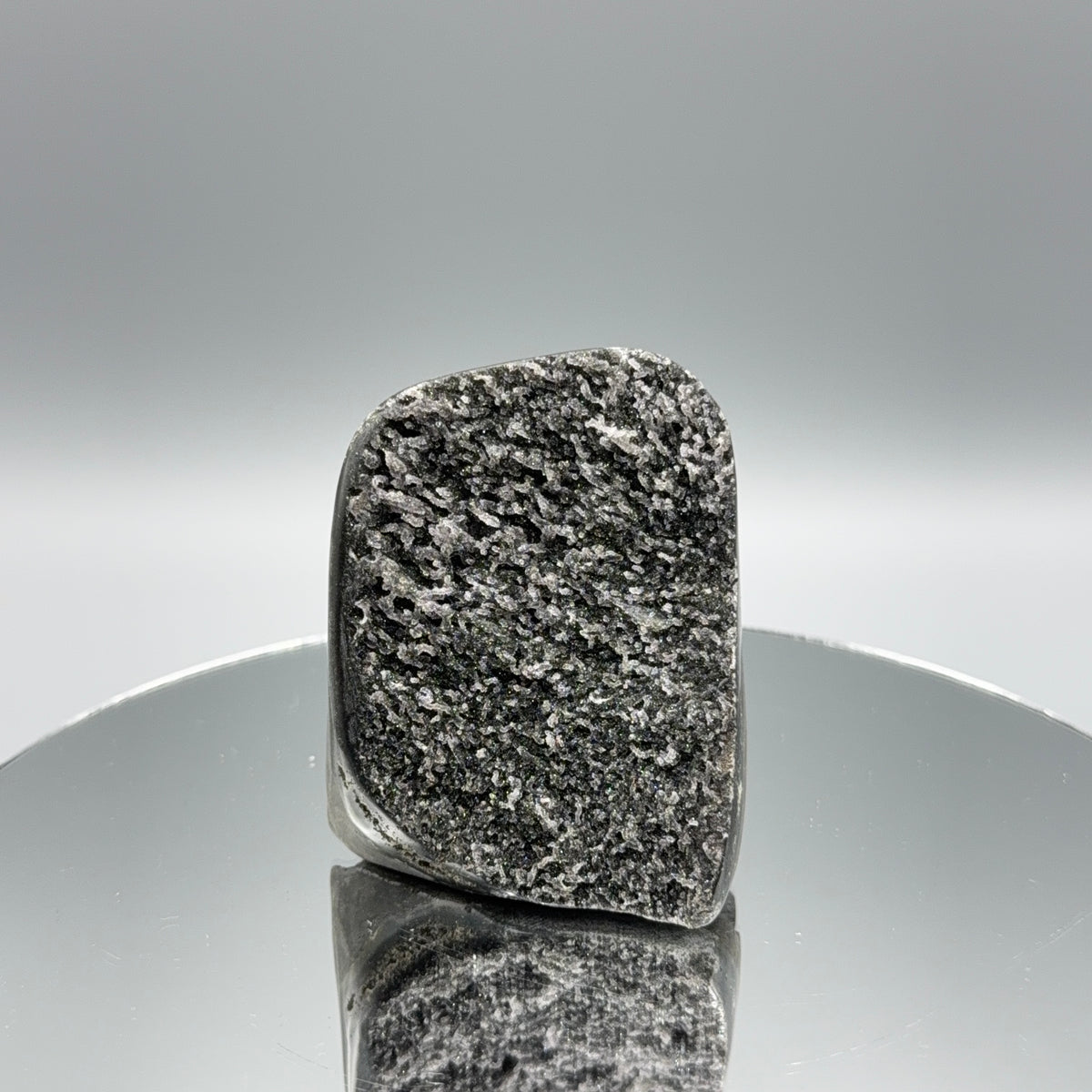 Schwarzer Amethyst Cut Base
