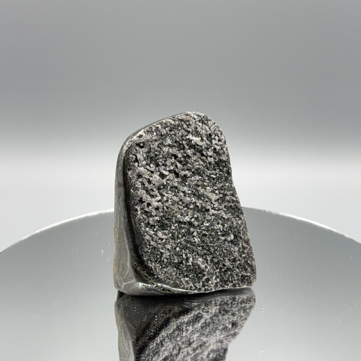 Schwarzer Amethyst Cut Base