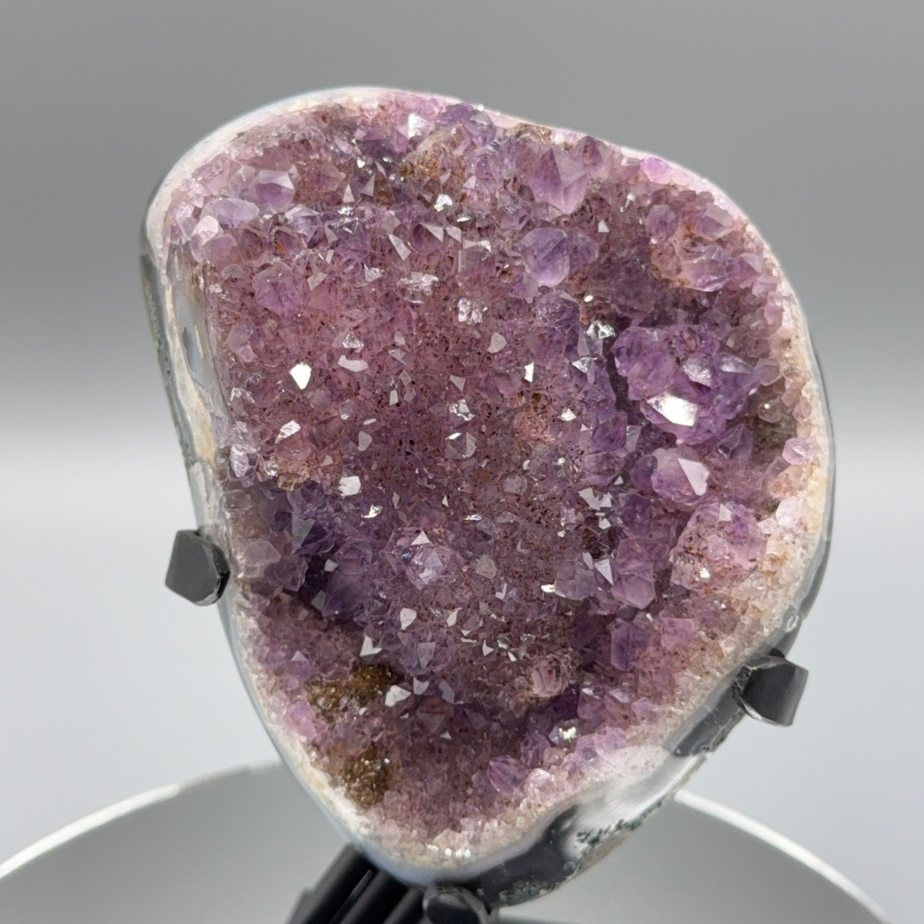 Amethyst auf Ständer