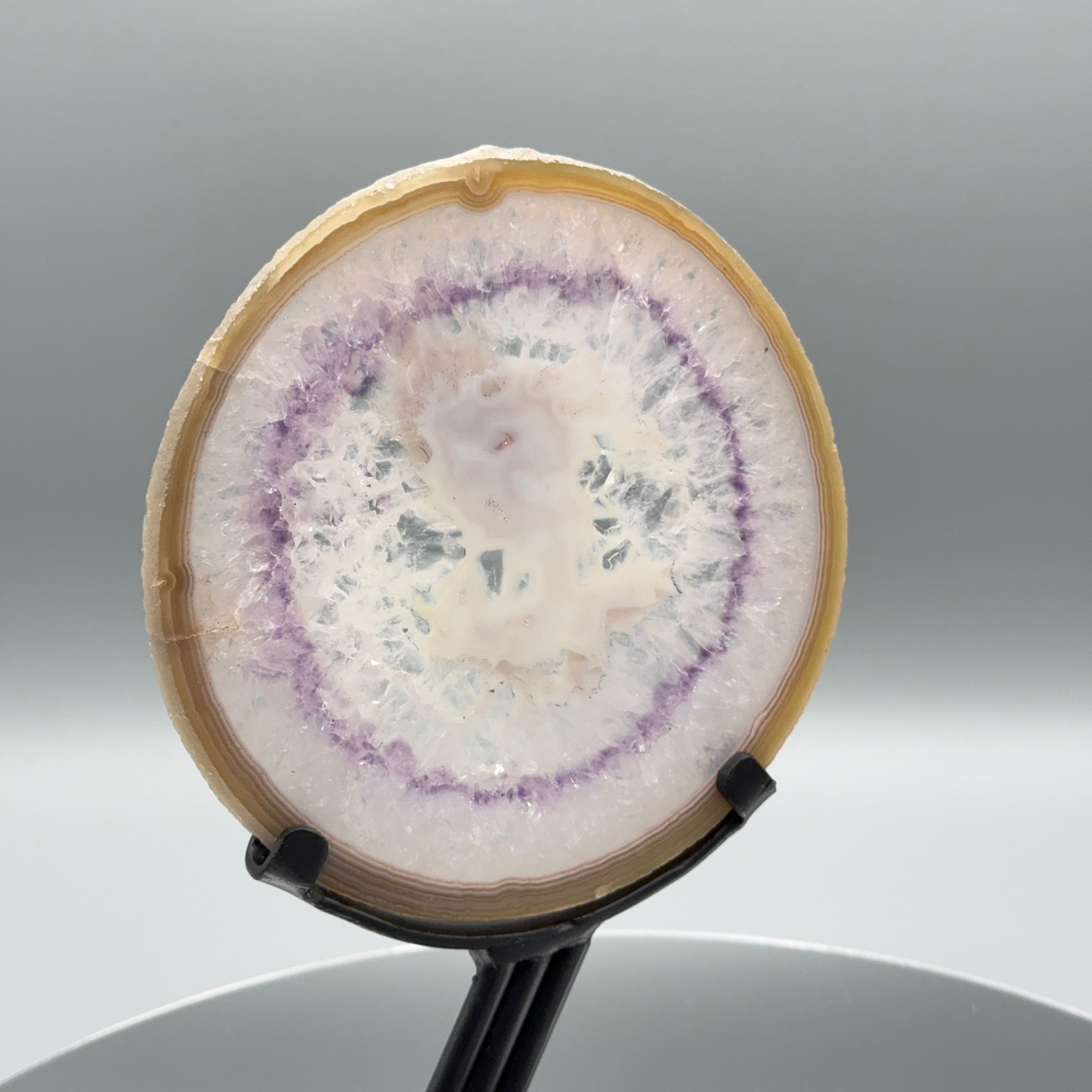 Achat-Amethyst Scheibe auf Ständer