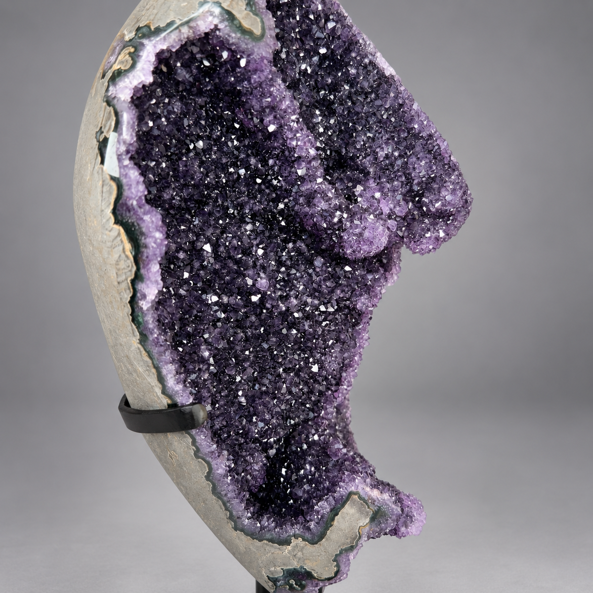 XL Amethyst auf Ständer