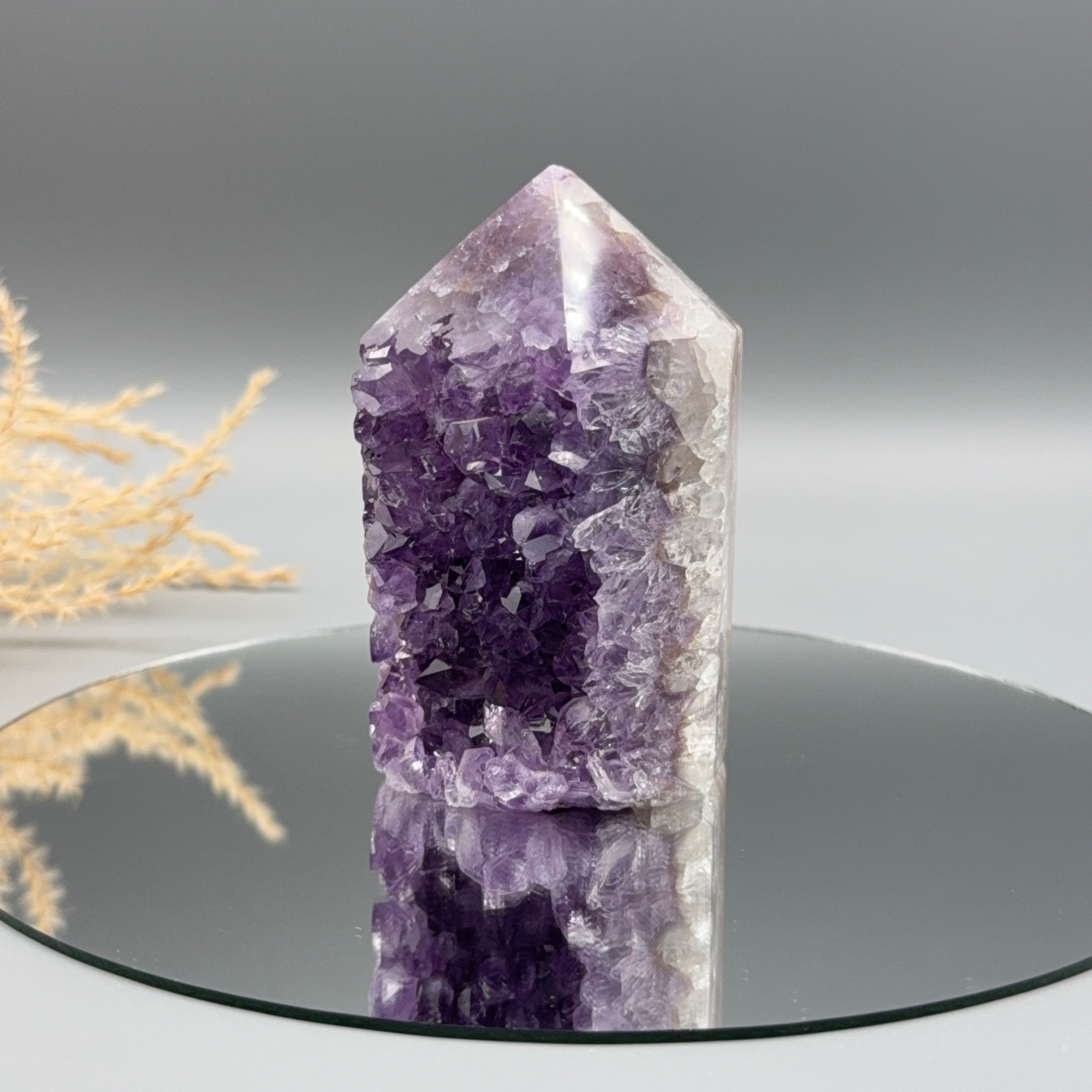 Druzy Amethyst Turm