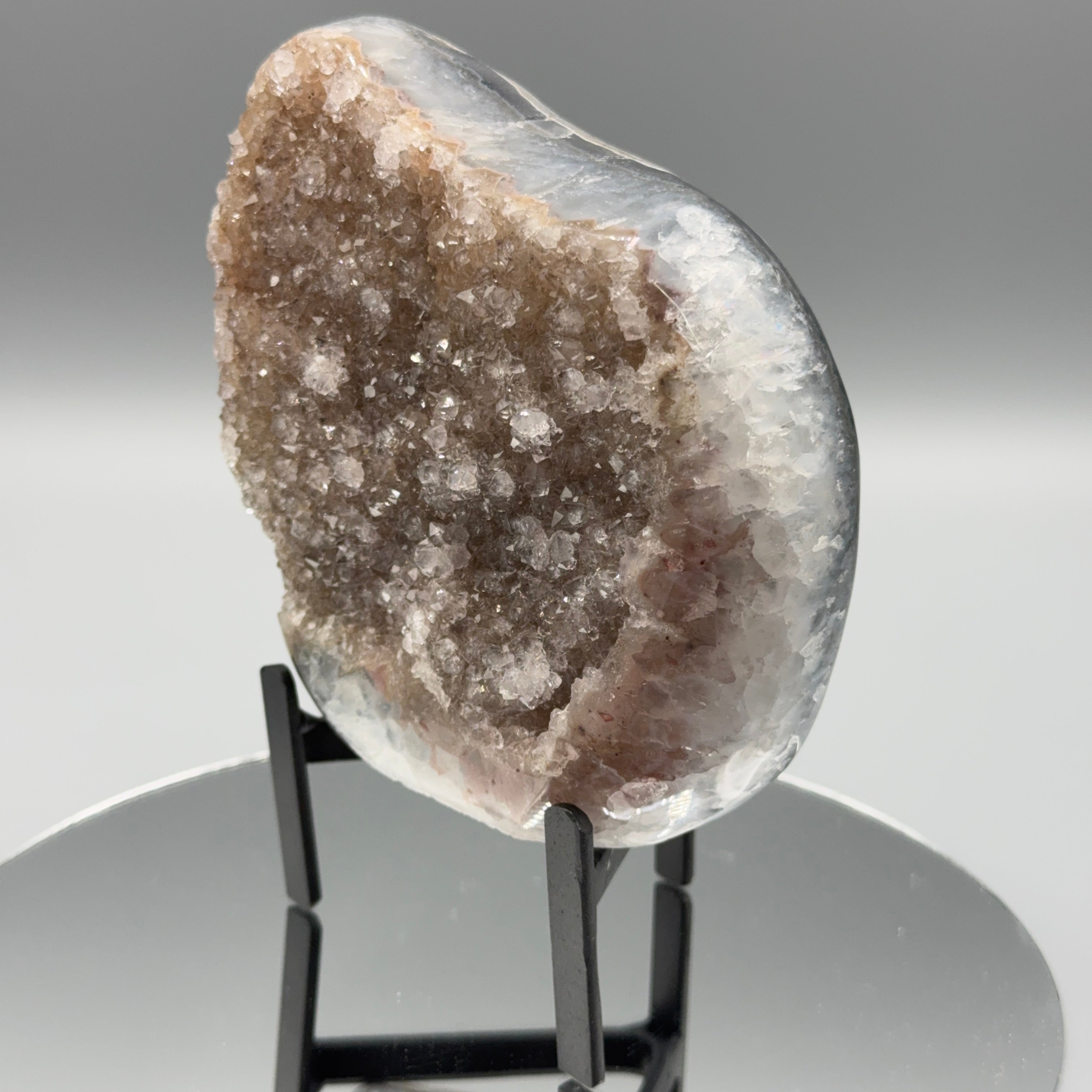 Rainbow Amethyst auf Ständer