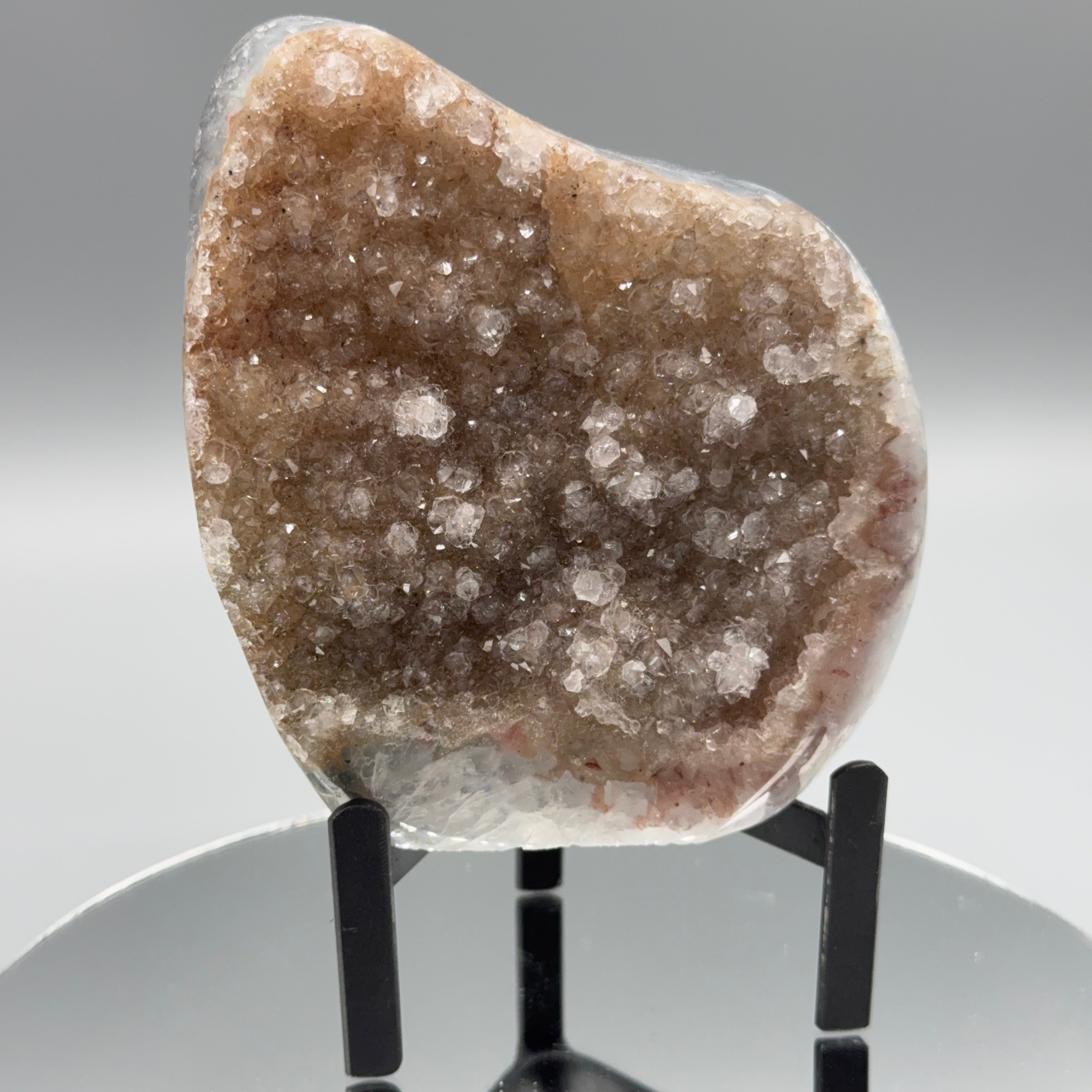 Rainbow Amethyst auf Ständer