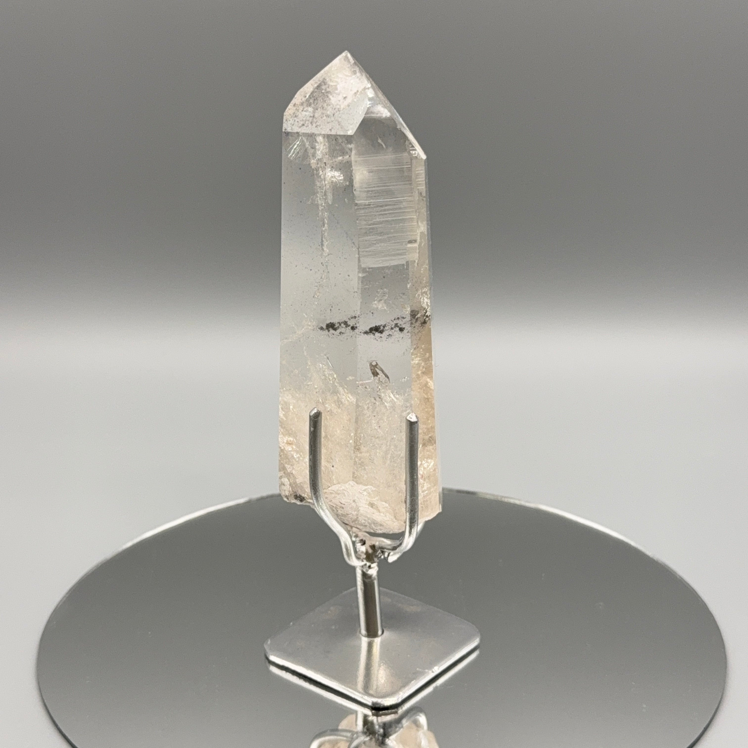 Lemurian Quarz auf Ständer – Silber