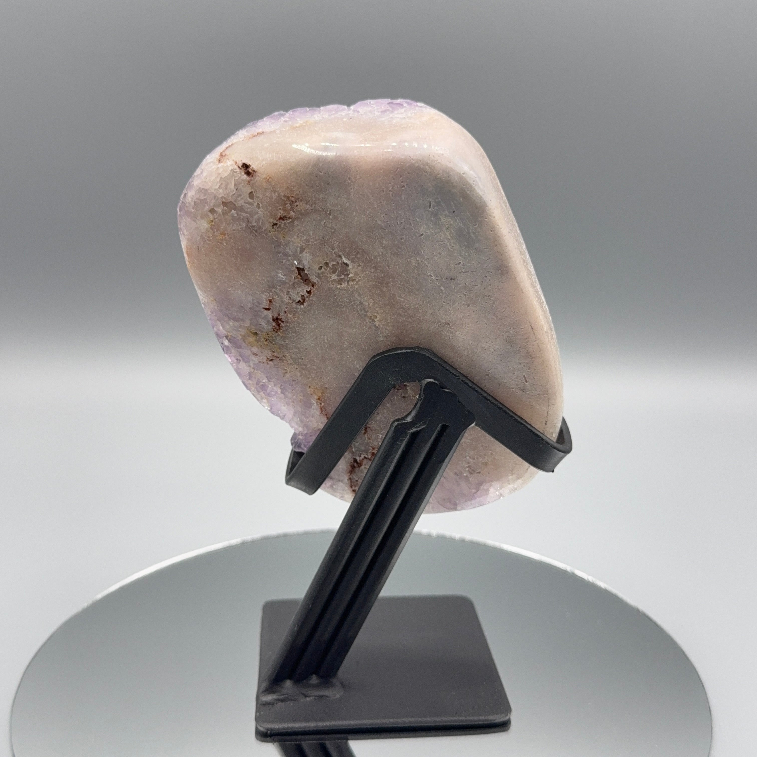 Amethyst auf Ständer