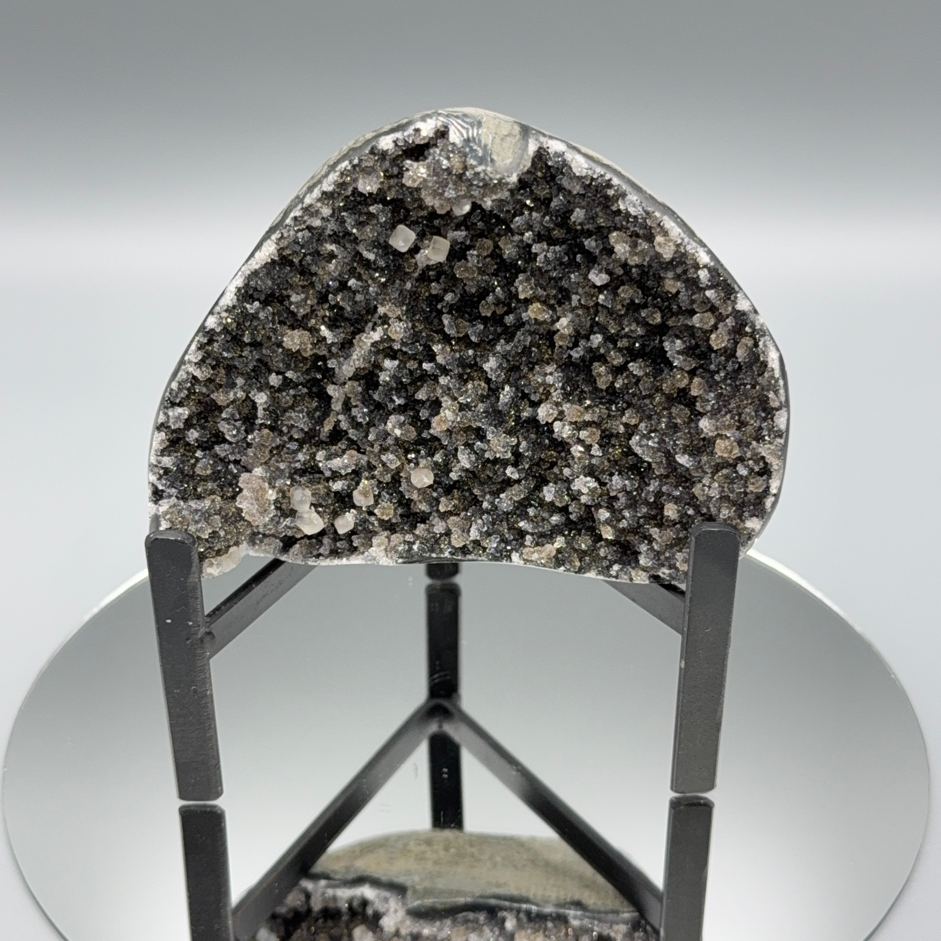 Amethyst auf Ständer