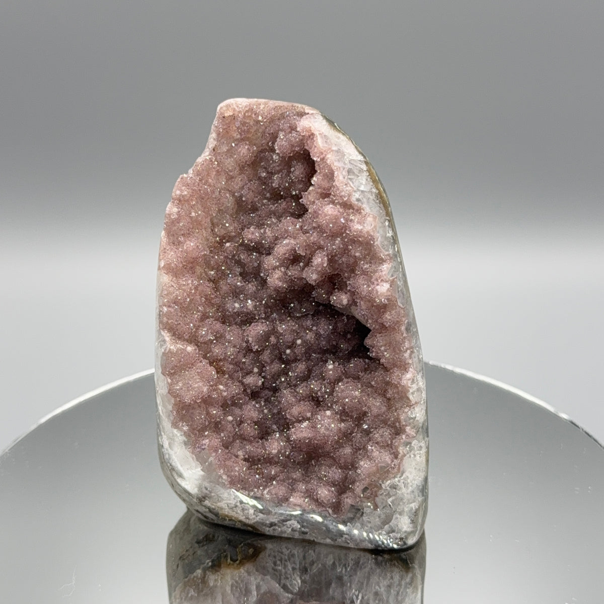 Rainbow Galaxy Amethyst Cut Base mit Hexagon-Calcit