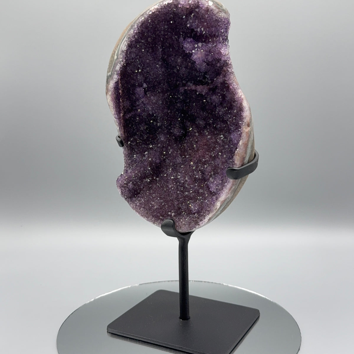 Amethyst auf Ständer