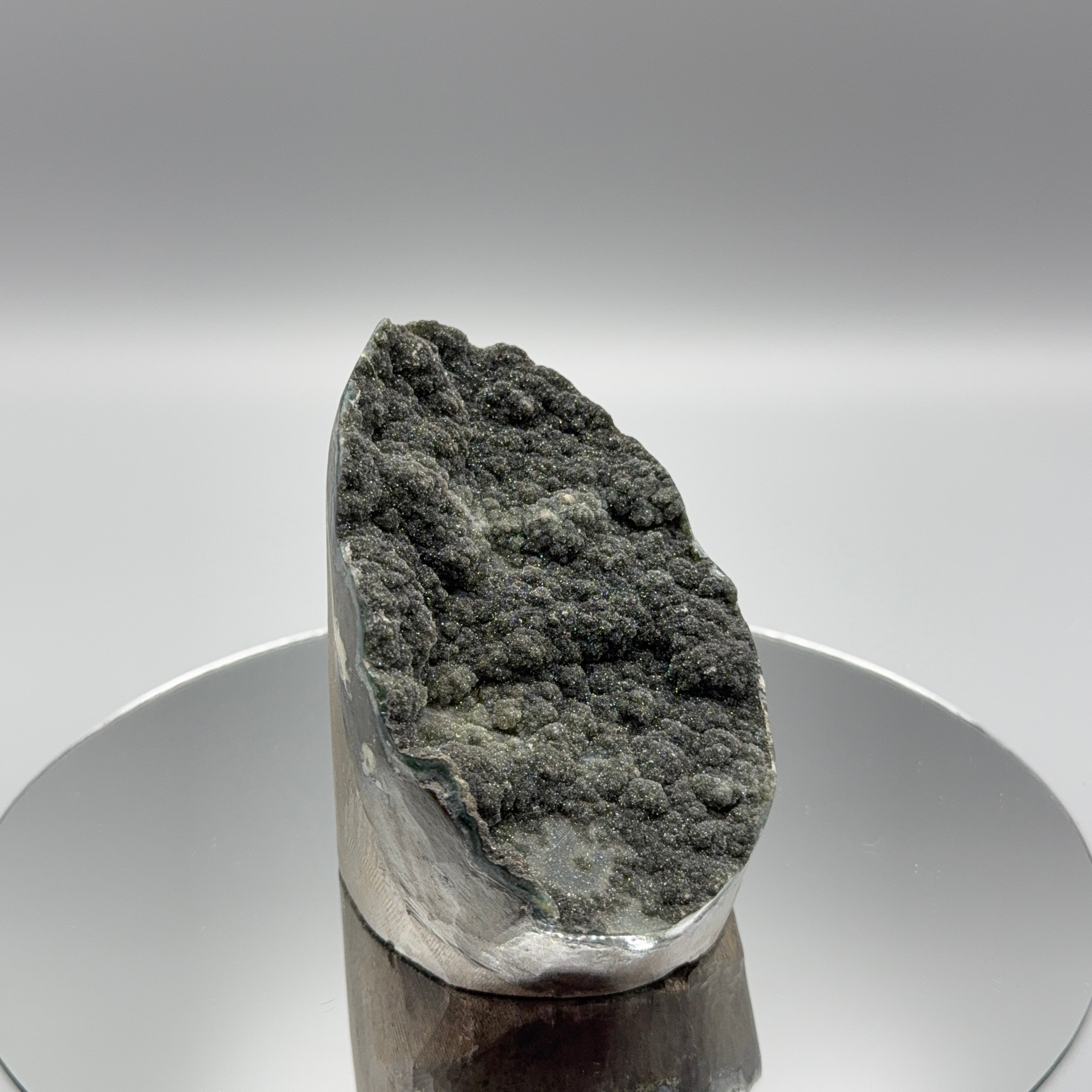 Schwarzer Amethyst Cut Base