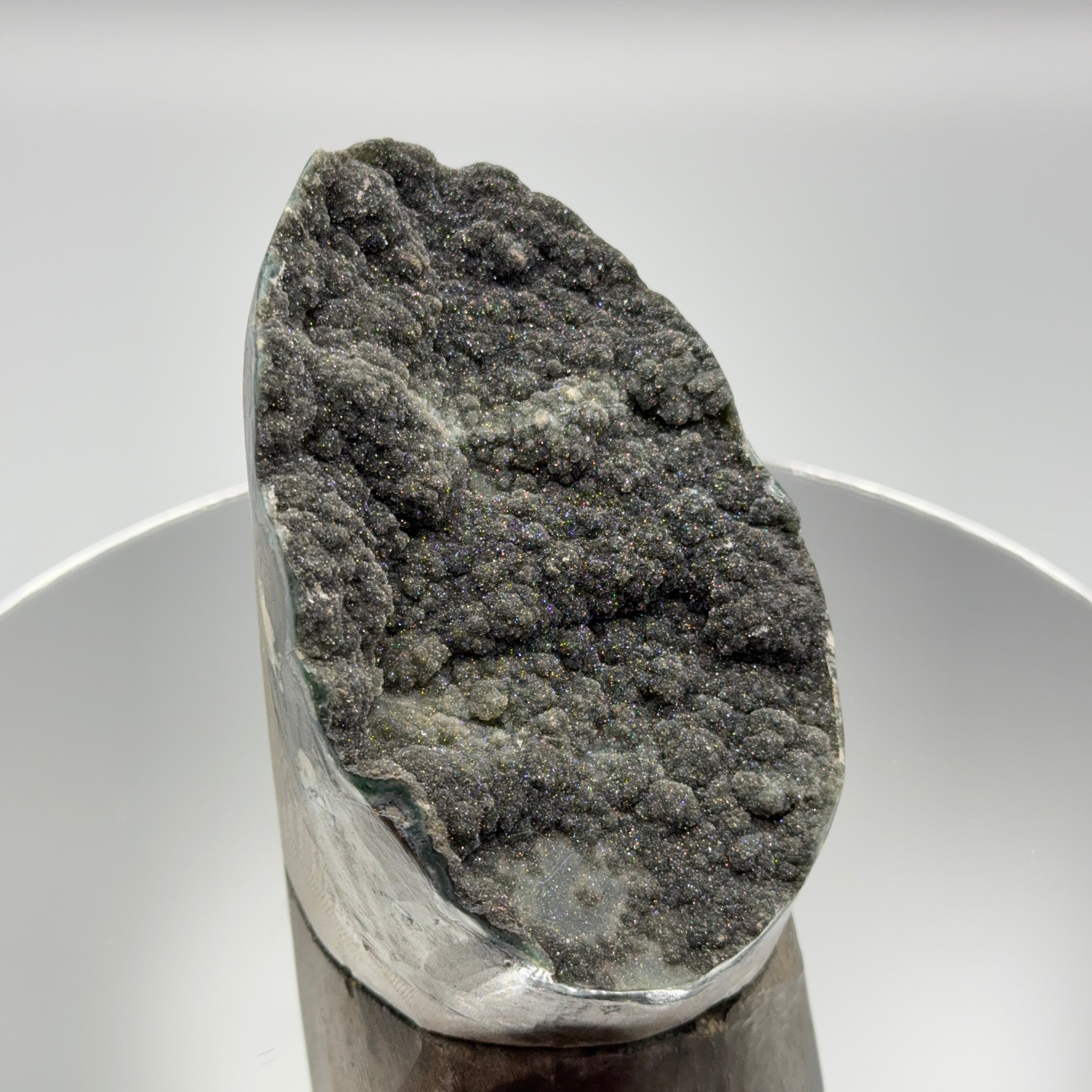 Schwarzer Amethyst Cut Base