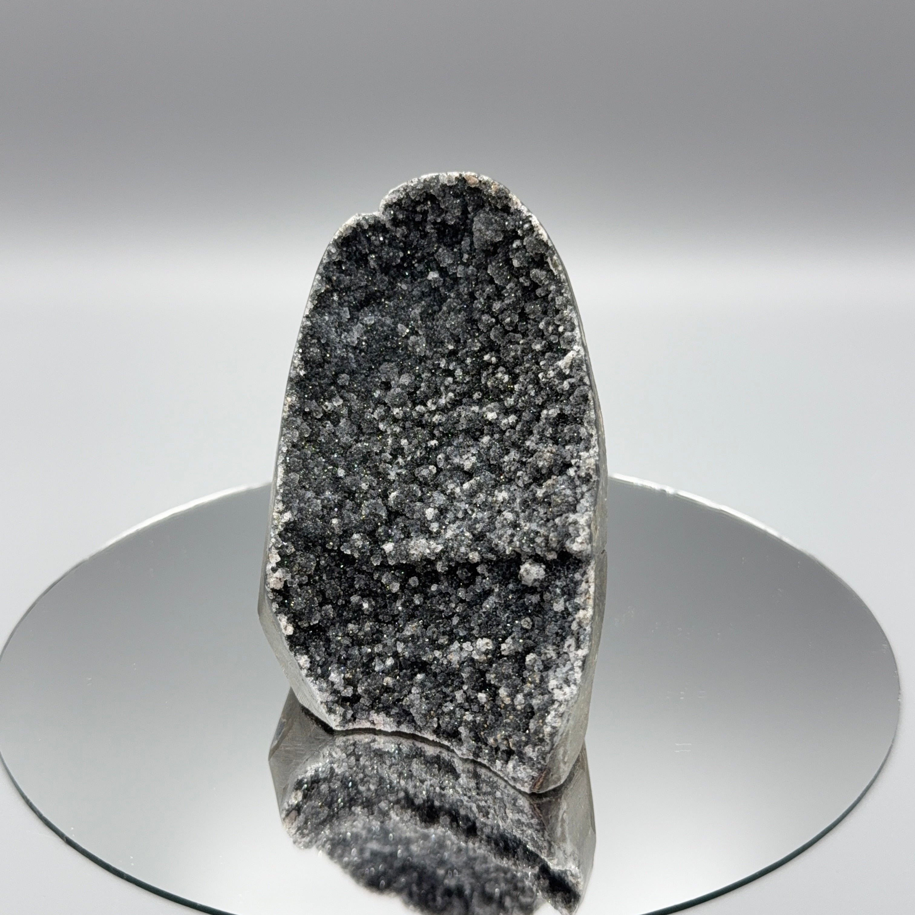 Schwarzer Amethyst Cut Base