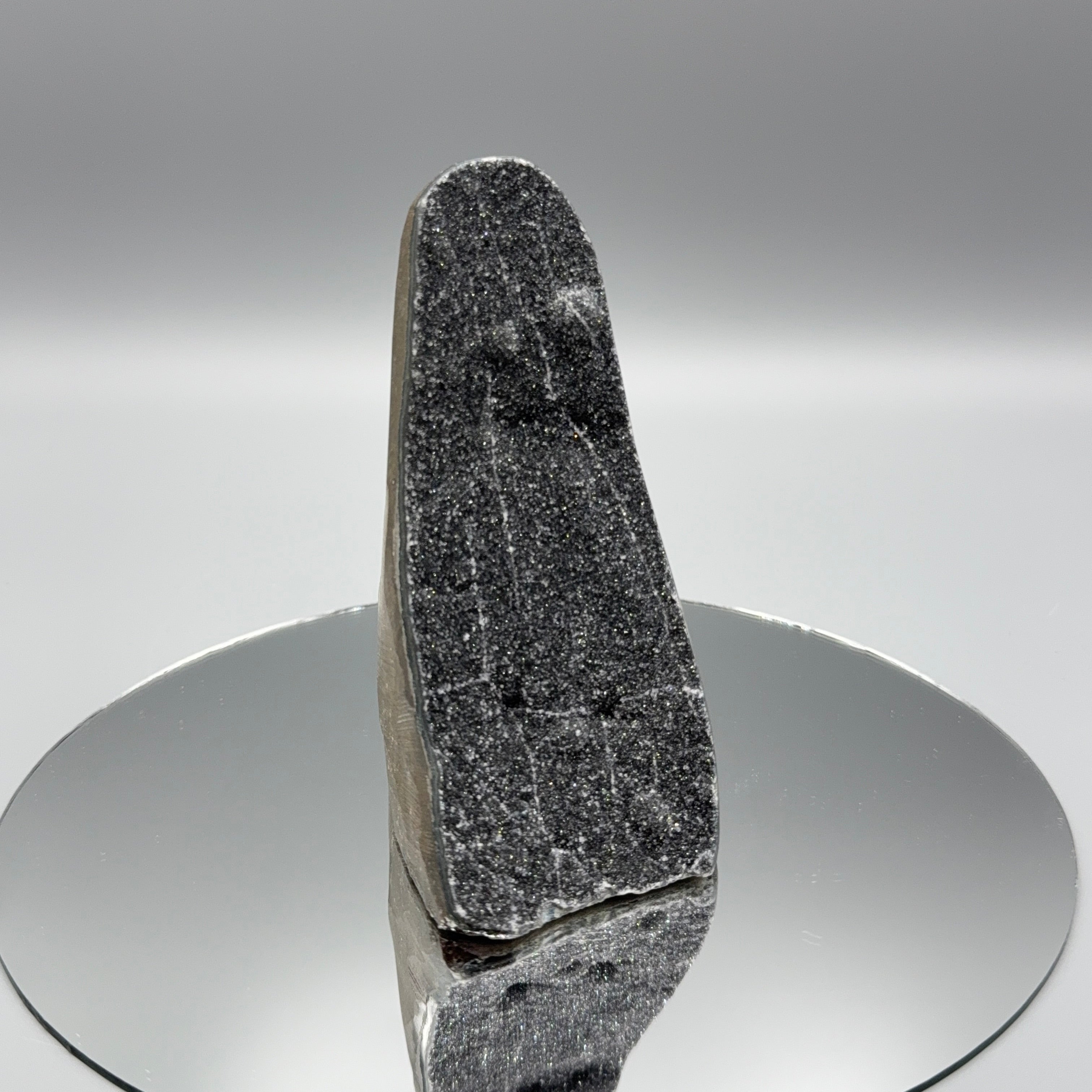Schwarzer Amethyst Cut Base
