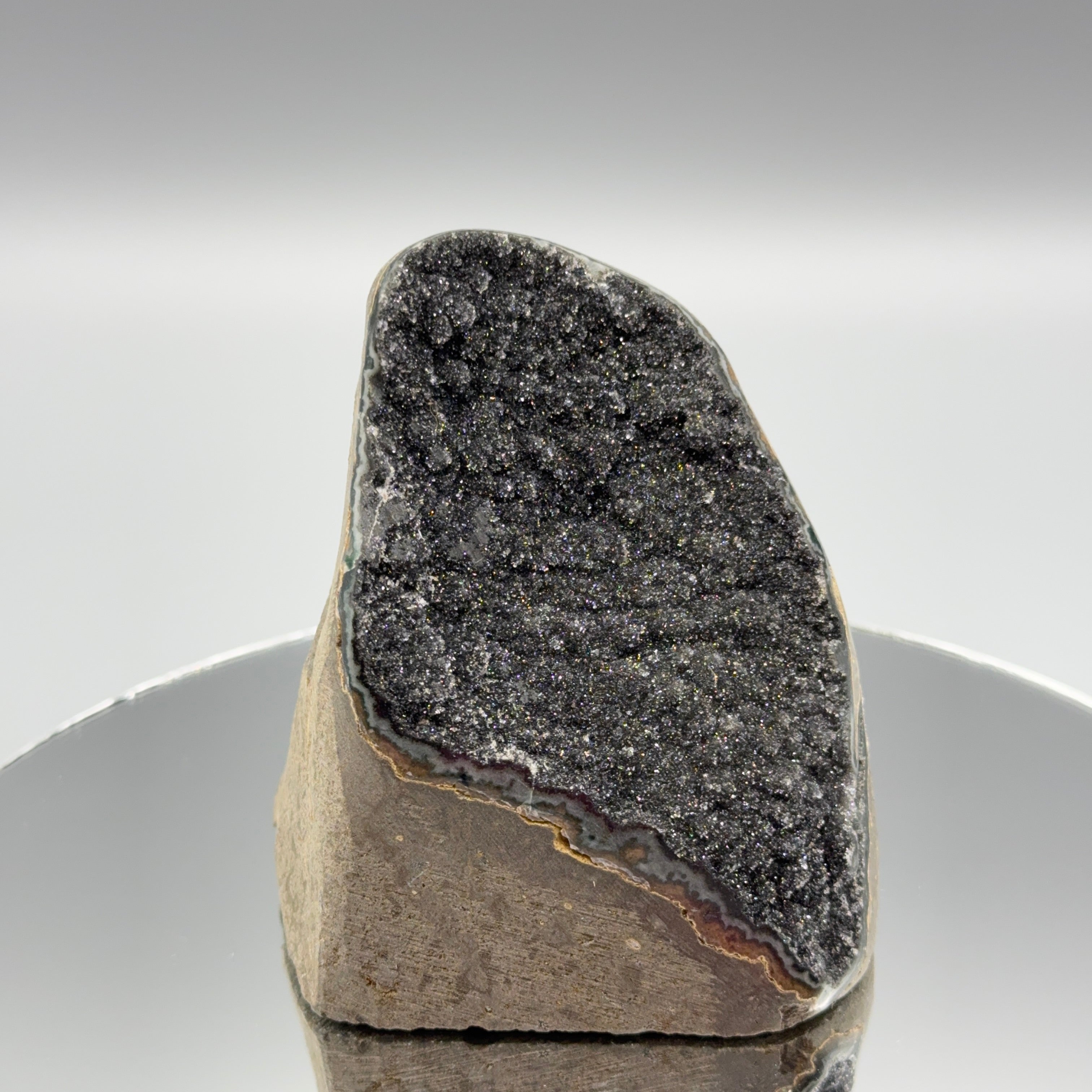 Schwarzer Amethyst Cut Base