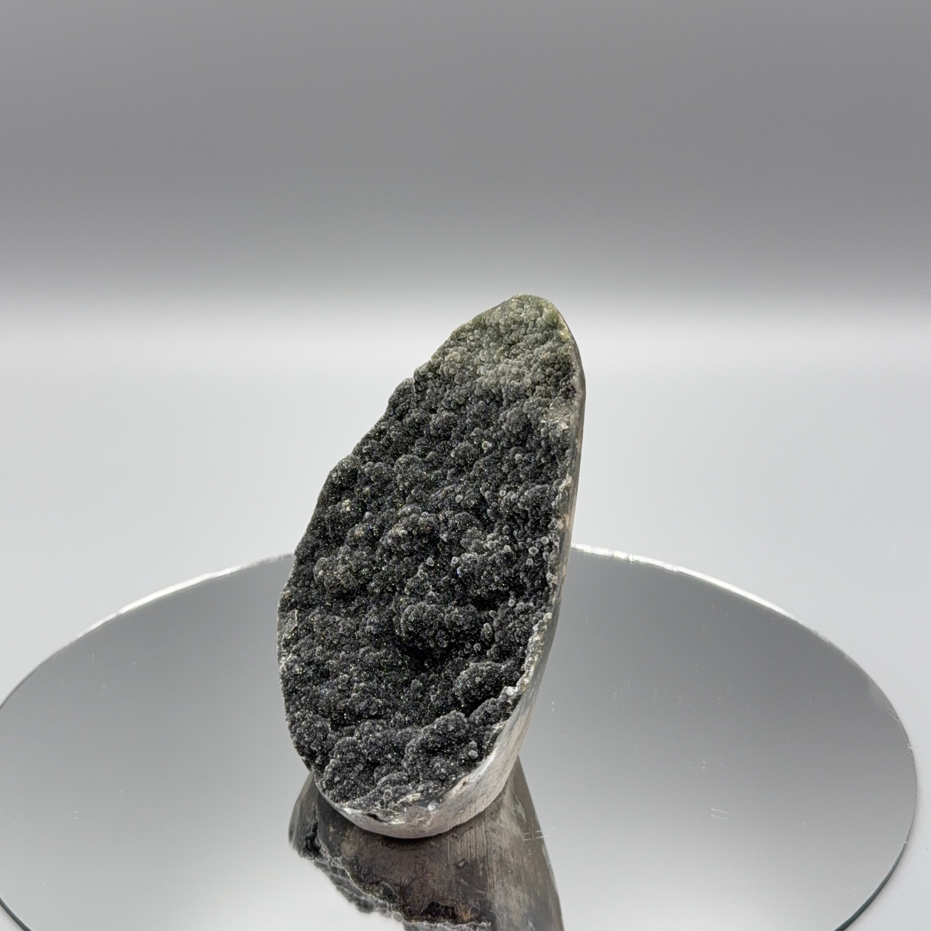 Schwarzer Amethyst Cut Base