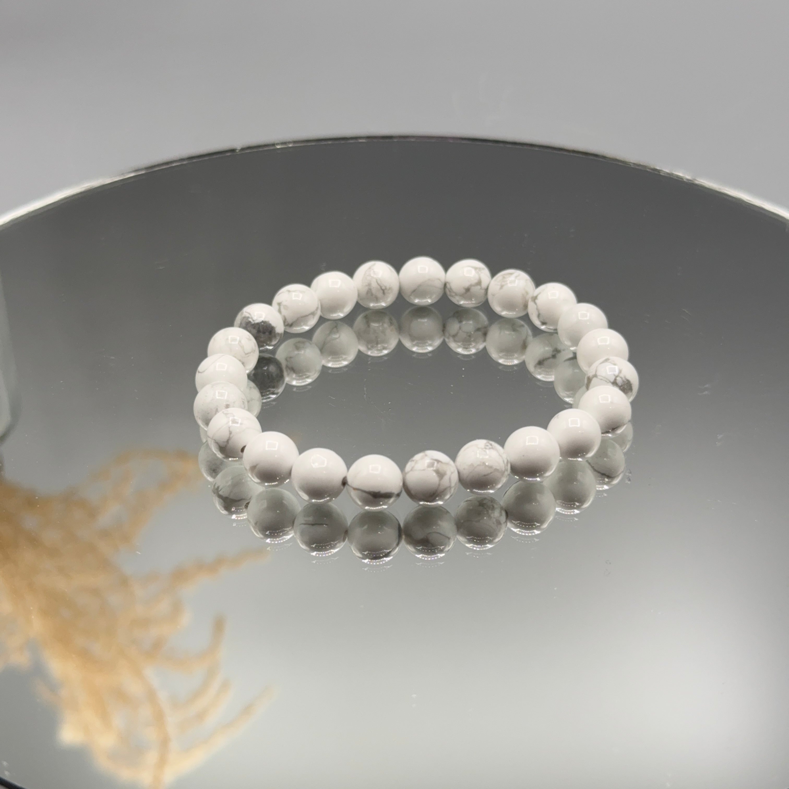 Howlith Armband