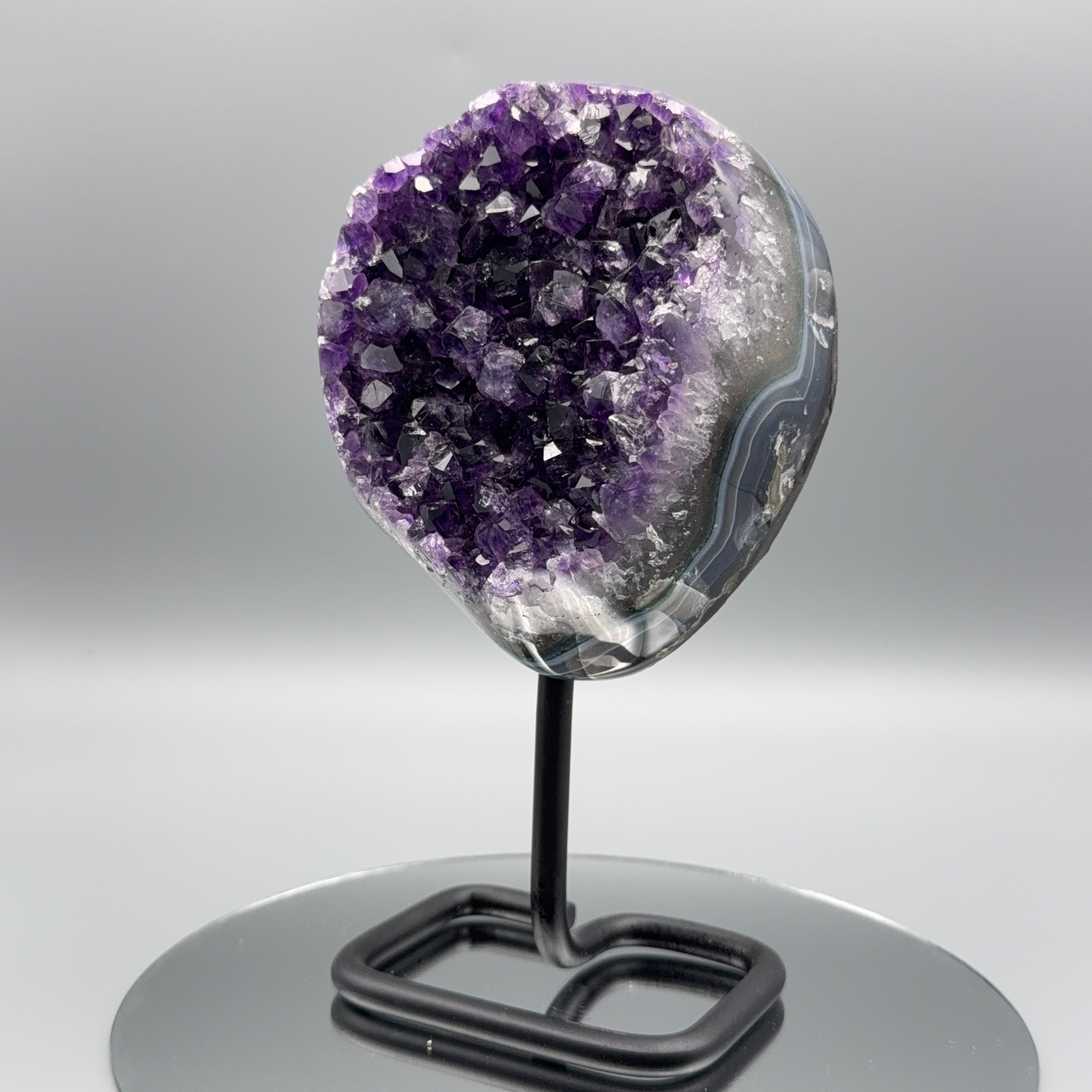 Amethyst auf Ständer