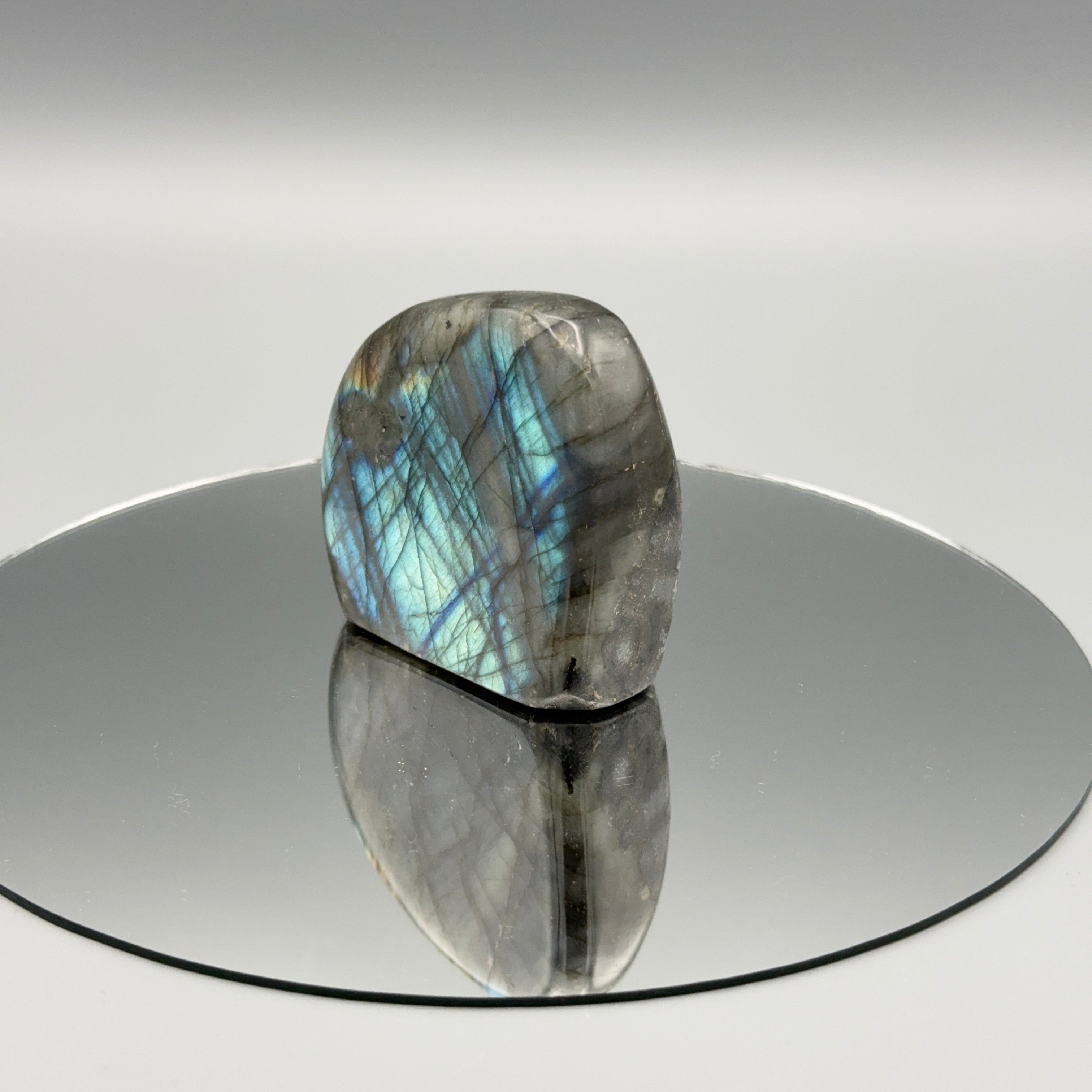 Labradorit Freeform